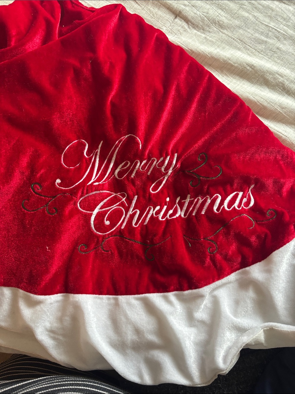 Holiday Merry Christmas Tree Skirt - Red and White